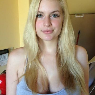 Danielle FTV is excited to be playing the queen for a day,bc am down for any fun.a queen with good heart text me on telegram https://t.co/dFnJsHktRq