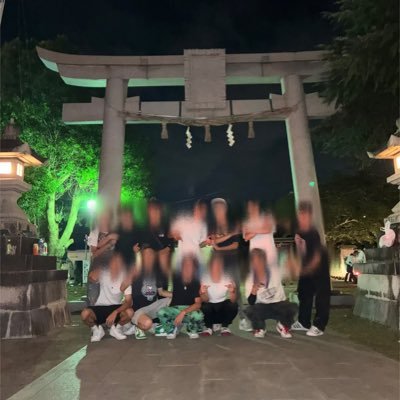 ZUr759183's profile picture. 