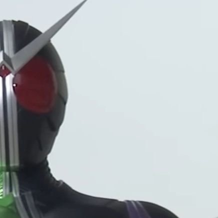 Silent but real. Not a bot, just prefer observing
静かだけど本物👻 ボットじゃない、観察が好きなだけ。