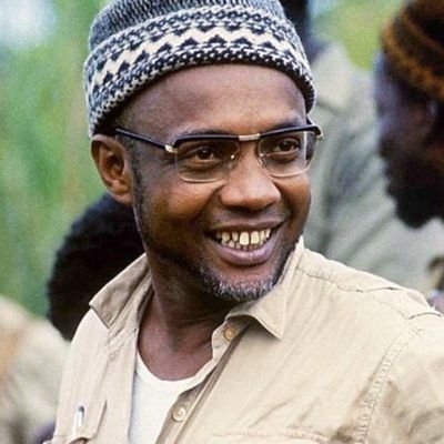Discret comme un MUKONGO, franc comme un MUNGALA, puissant comme un MUSWAHILI et fier comme un MULUBA 🤌🏾 KONGOLAIS.🇨🇩🇨🇩🇨🇩