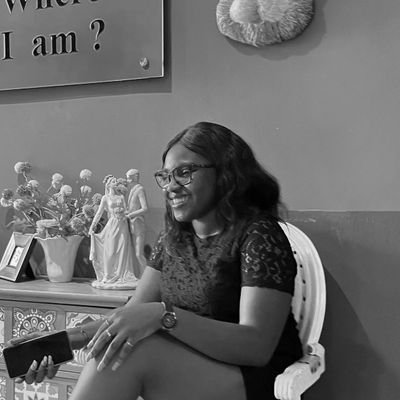 Aelolum's profile picture. Press on Nail Artist 💅🏾