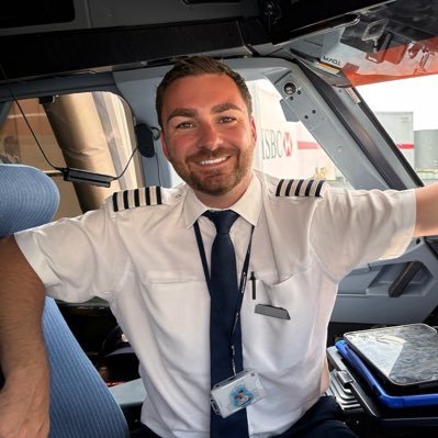 former 747 Pilot now on the A320. Proud Dad & Northerner 💪🏼 🇬🇧 *opinions are always my own, not of anyone else or company*