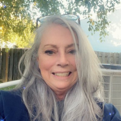 Handsoff 💙💙💙#Demforlife #resist #bluewave #neveratrumper 🌊🌊🌊#Voteblue our lives depend on it we are stronger together 💙💙💙🌊🌊🌊🌊