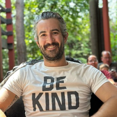 frankwinsights's profile picture. Marketer turned Nursing Student because the world is sick.
Mental Health | Nutrition | Better Living