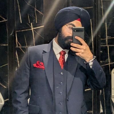 Baneet2s's profile picture. No Risk, No Porsche