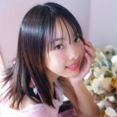 中学1年生13歳のいちかです🕶️フォローといいねよろしくお願いします❕⚠︎事務所のルールでフォロバする事は出来ません⚠︎母管理💓