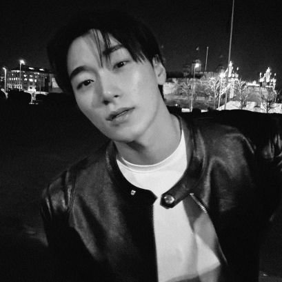 Boy who was born in 1999 to be their prodigy. A part of an amazing group called #⃝ATEEZ. Your favorite Cancer boy, Choi San.
