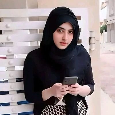 بهجای فکر کردن به نداشتههایت، به آنچه که با داشتههایت میتوانی انجام دهی، فکر کن.