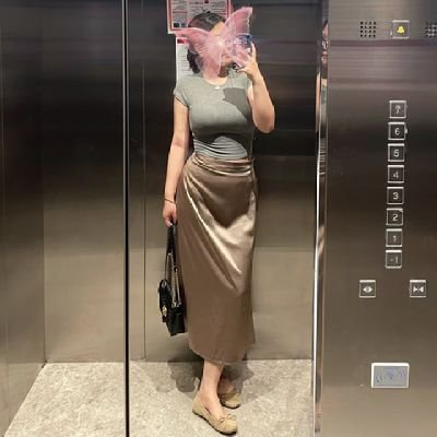 suzhouspa8899's profile picture. 苏州私密工作室，本人亲自服务，在金鸡湖畔，毗邻苏州中心。不仅仅是抓龙筋，还融合了抚触疗愈、根骶养护，舒适美妙的体验非单一项目能比拟，用爱和包容来抚慰ta。拿手：#抓龙筋 #脱敏训练 #边缘控制 #前列腺高潮 我的故事，亲口说与你听