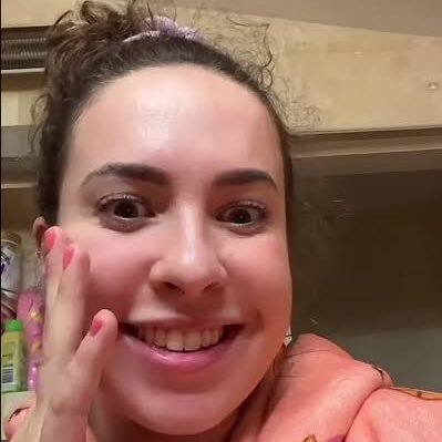 Am here for fun Dm if you want us to be friends