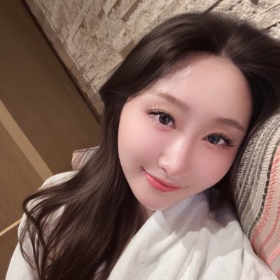 OliviaWaris2's profile picture. We’re not here to take part, we’re here to take over.