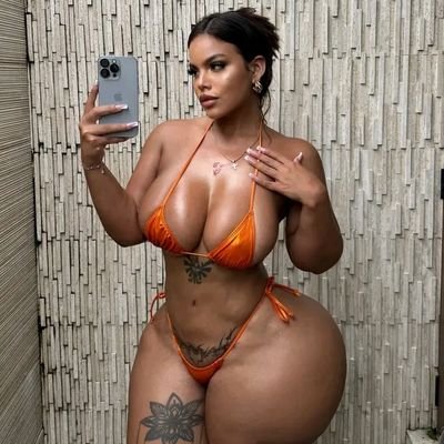 Graciebon380999's profile picture. 