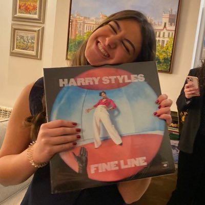 tehelauratehe13's profile picture. taygracie | 🪩. 🎀. 🏠🧃💌. 🥑.💜🎸. 🦋. ⛽️💐 tiktok: tpwk_laura21
