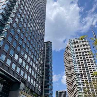 大手証券4年目/投資/経済/為替を深掘り/転職/独立/起業、海外も視野にキャリアを模索中。未来のビジネスと日々の気づきを発信。よろしくお願いします。
