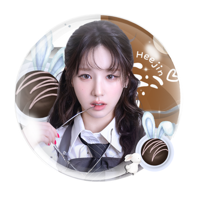 ㅤ✰ ╱ ⋆ #⃝𝐑𝐨𝐥𝐞𝐩𝐥𝐚𝐲𝐞𝐫 ╱ 𝟮𝟬𝟬𝟬┊ ༉‧₊˚✧ A cutie girl looks like a rabbit 🐰 who have a cutie smile 🍒 she's named 𝐉𝐞𝐨𝐧 dè 𝐇𝐞𝐞𝐣𝐢𝐧!