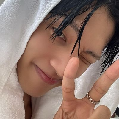 Ateez 🏴☠️
Answer, my QUEEN 👑
30+
(23/4/22)
(24/4/22)
(28/2/23)
(22/7/23)
(8/11/23)
(7/2/25)