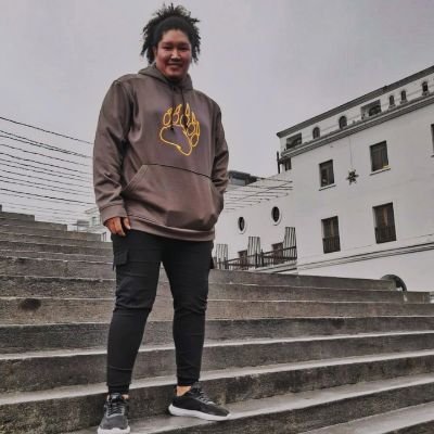 Caballero96O's profile picture. Es mejor tener presencia que etiqueta y protocolo