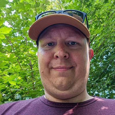 henrikboulund's profile picture. En gudsbenådet nørd der til dagligt arbejder inden for IT branchen, hvor system drift og design er i højsæde. I fritiden har nørden er kamera i hånden.