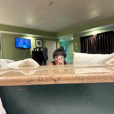 RayvenCMoan's profile picture. Jetset Life • Food Obsessed Goddess • Spoiled for Sport 💋$RayvenCMoan