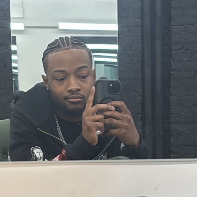 21 +// STRAIGHT MALE // I MAKE THE BEST 🥜 VIDS // Mr. CumShot 🥜💦// PUSSY LOVER 🐱🍽️ // subscribe 🔗🐦 // $Xavi513 //