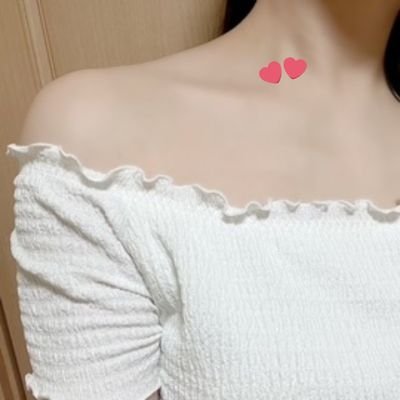 ウラとオモテの境界で揺れる女/
「他の男に抱かれる私」を見たい彼と、「誰に抱かれても心だけは渡さない」私/
#裏垢女子 #NTR #会いません