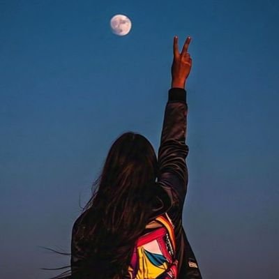 Believe in your dreams,work for them
and let success shout your name
girl from the girls of Zagros
Committed to him,who is my entire
life♥️
👑
🎾
🏇
🪈
Arzeshi⛔