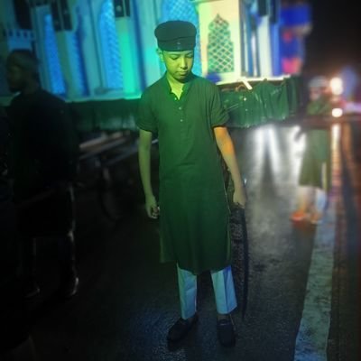 HamzaE70879's profile picture. Empowering voices through Web3.
Rewards, reputation & recognition — redefined.
Join the movement. #GiveRap