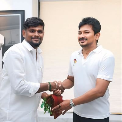 Karthik20922424's profile picture. 21-02-1989