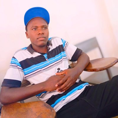 CS Student 💻 | X Influencer ⚡️ | Tech + digital lifestyle | Making friends & sharing growth 🫂 #Tech #StudentLife #DigitalUg |