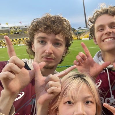 6”2 handsome dreamy funny charismatic talented smart humble white boy living in Japan // CFC_Kobe stan