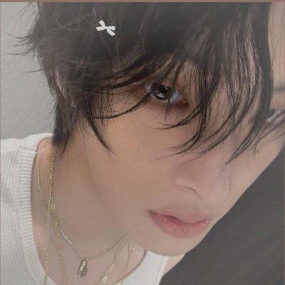 tannieloveer's profile picture. she/they 
20

here for tannies!! 
main : @luv_for_tannies
