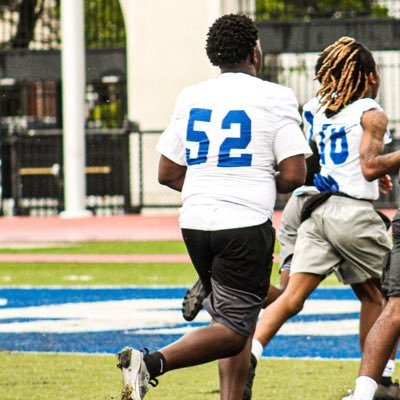 6’1/242lbs/class of 2028/RG/DT and DE /3.3 gpa out of 4.0/NCAA ID: 2504585573/Email:paulauresia@gmail.com