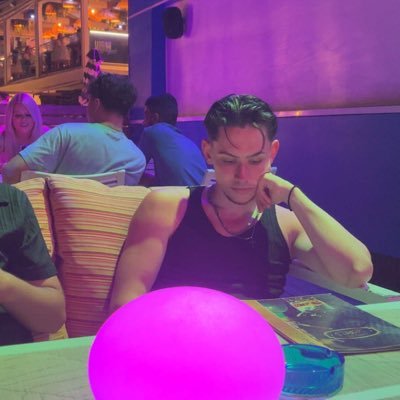 Kevin | 21 years old 🇩🇪/🇷🇺| WorldCup New York Finalist | Contact: letshe@seg.gg 1 Corinthians 13:8☦️ (EightySix is Peak)