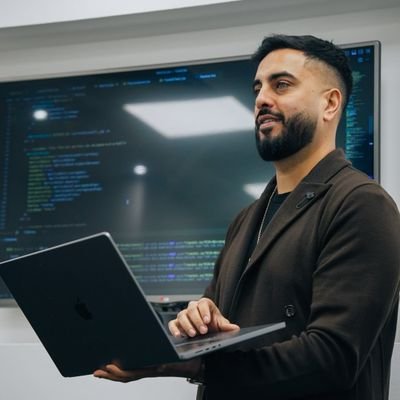Entrepreneur
🏅Business Administrator
💱Crypto_Consultant
🅱️Expert bitcoin trading
https://t.co/LQP1EPlk5f