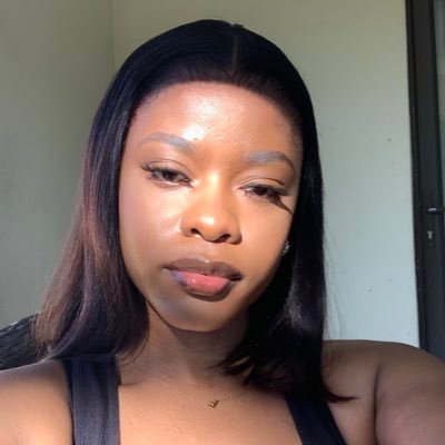 A beautiful Zulu girl here for a good time not a long time.