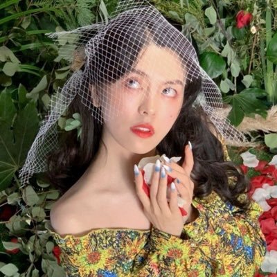 yAgXX0gPz8bHf's profile picture. 