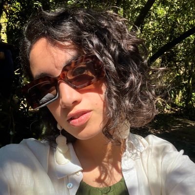 chofiposleman's profile picture. Agotada pero feliz. Prof en @UnivAustral