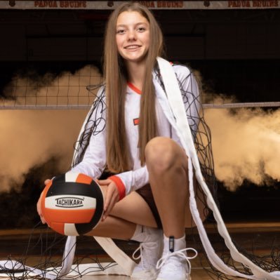 🏐AVC 15 Red #22 DS/L padua varsity vball #7 //🎓2028 4.6 GPA //✉️ giuliareg22@gmail.com//🎥 https://t.co/Svj0gjEnZI