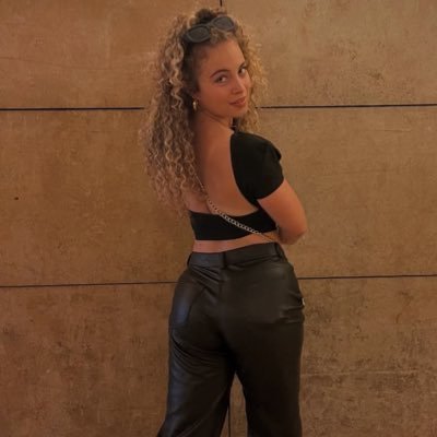 Vannessamommy's profile picture. 22yo🌷Mommy 😝 NopayNoplay‼️ Verschwende nicht meine Zeit👍🏽  Tributpflicht‼️