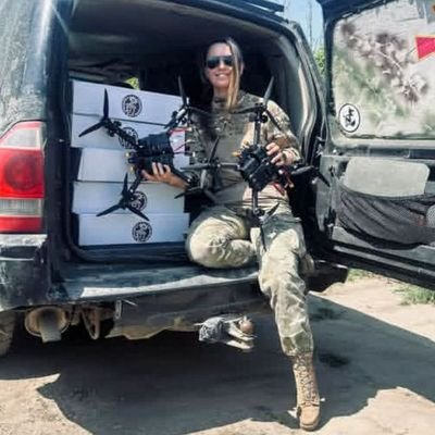 Victory to Ukraine 🇺🇦I am a little girl to make my country proud of me 😎by fighting for my beloved ❤️ country.SLAVA UKRAINE 🇺🇦🇺🇦🇺🇦❤️❤️❤️