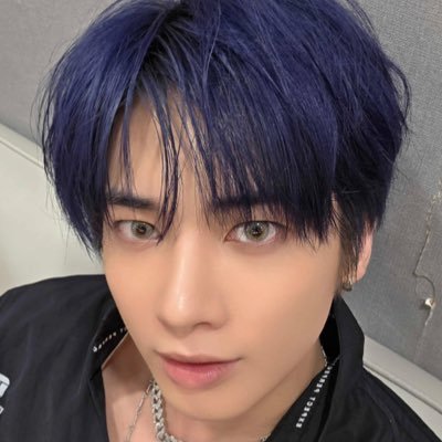 fan account | 26. she/her. blk. multi 🤍 enha • txt • skz • atz • p1h • tbz • nct dream • wayv • bnd • 8turn • izna • katseye • (i mostly retweet stuff) ✌🏾🌸