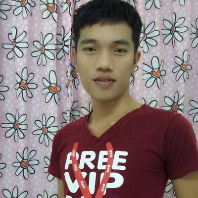 OEVvirgNP3xcy0v's profile picture. สดใส