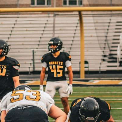 East Central High School - CLASS : 27 Fb - S : 175/5’9
