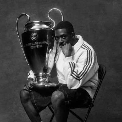Campeão do mundo em 1981, negro e de extrema-direita.