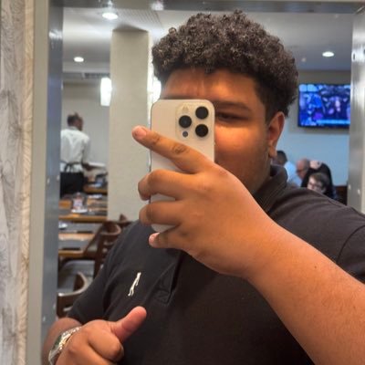 isaquezss's profile picture. Fodasse