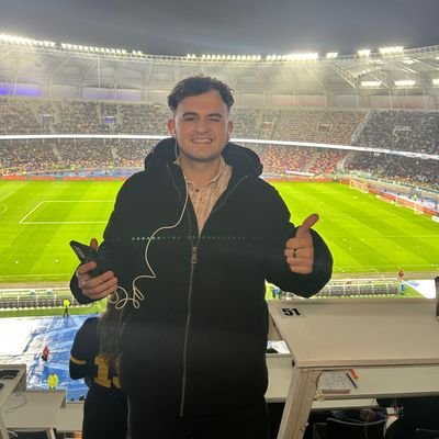 💥Periodista.
💥Relator/Comentarista 🎙️🎧💪🏻⚽
💥 Licenciado en Ciencias de la Comunicación👌🏻💪🏻📚🗣