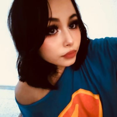iupi ˚ ༘ .˚🌱୭ ˚. ᵎ 20, loser in heart and soul 🪴 ♡̷̸ _movie freak 🥮