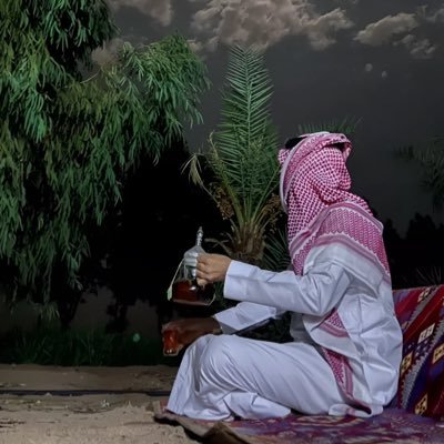 بكالوريوس جامعي موظف لا تشتكي من الأيام فليس لها بديل لا تحزن على الدنيا ما دام آخرها رحيل أدعولي أحب النقاش م حب مجامله صريح أفضل كون بعيد عن الناس