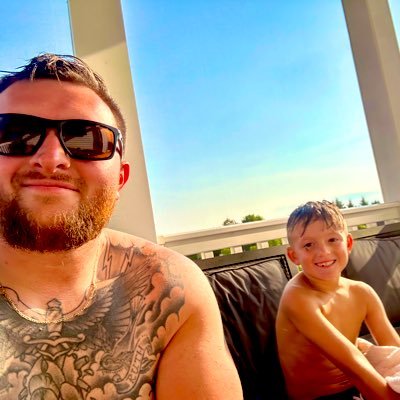 jsouth33's profile picture. 