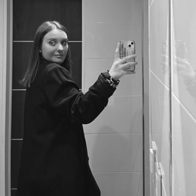 flordovidenko's profile picture. Go with the flow 🌊